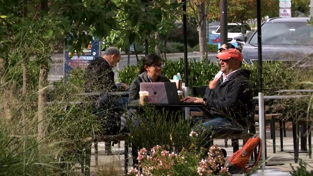 Thumbnail image for MCOL: "County Residents React to Mask Mandate Ending"