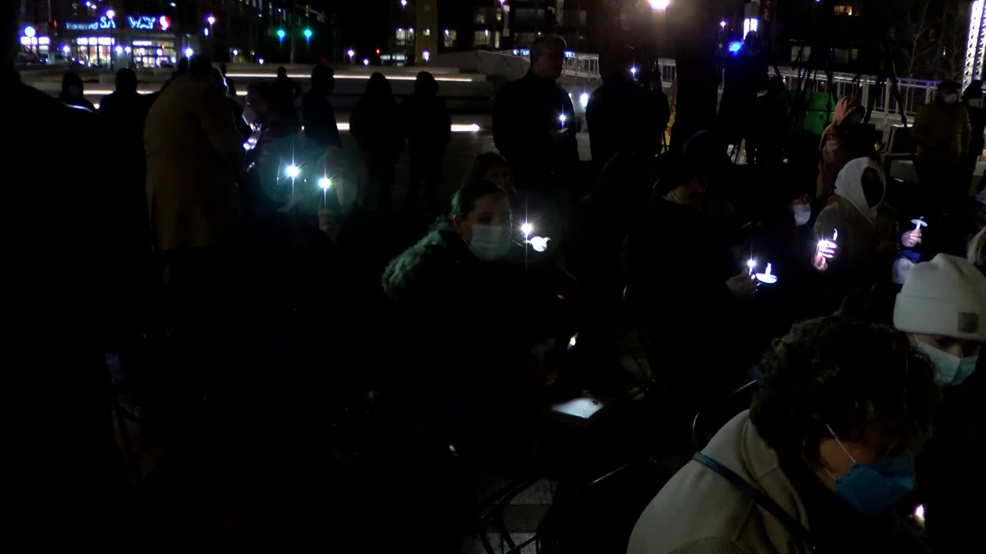 Thumbnail image for MCOL: Candlelight Vigil for COVID-19 Victims