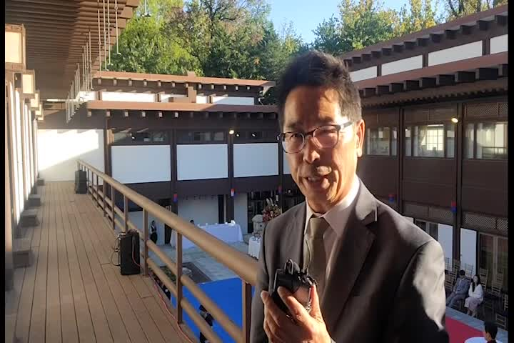 Thumbnail image for The Sound of Light