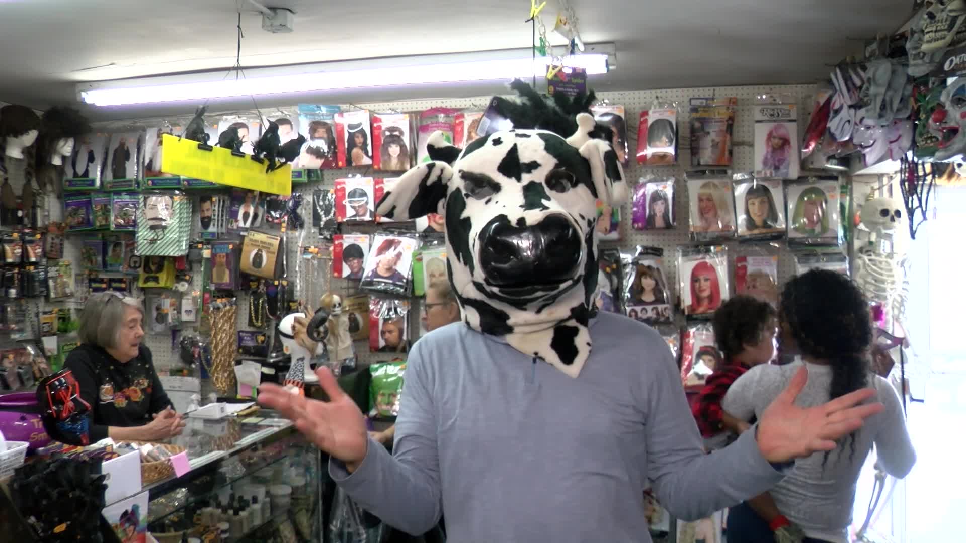 Thumbnail image for MCOL: Costume Shopping